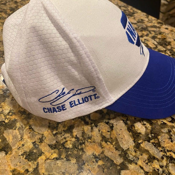 Chase Elliott NAPA Racing Hat - Picture 5 of 5